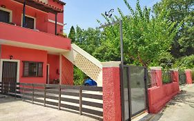 La Nona Studios